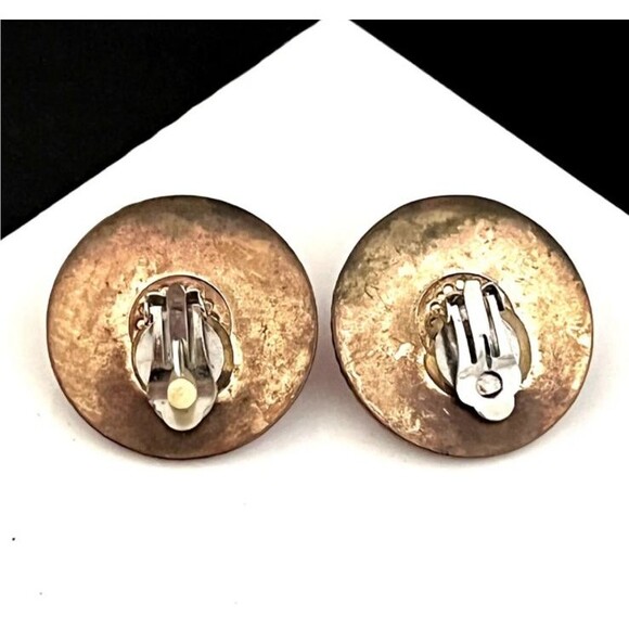 Vintage Earrings Gold Tone Gripoix Style Large Pink Cabochons 7J - Picture 3 of 3